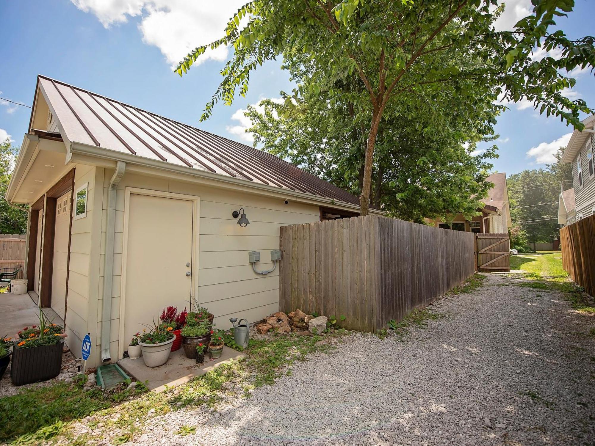 The Cherry St House Near Missouri State University Springfield Eksteriør bilde